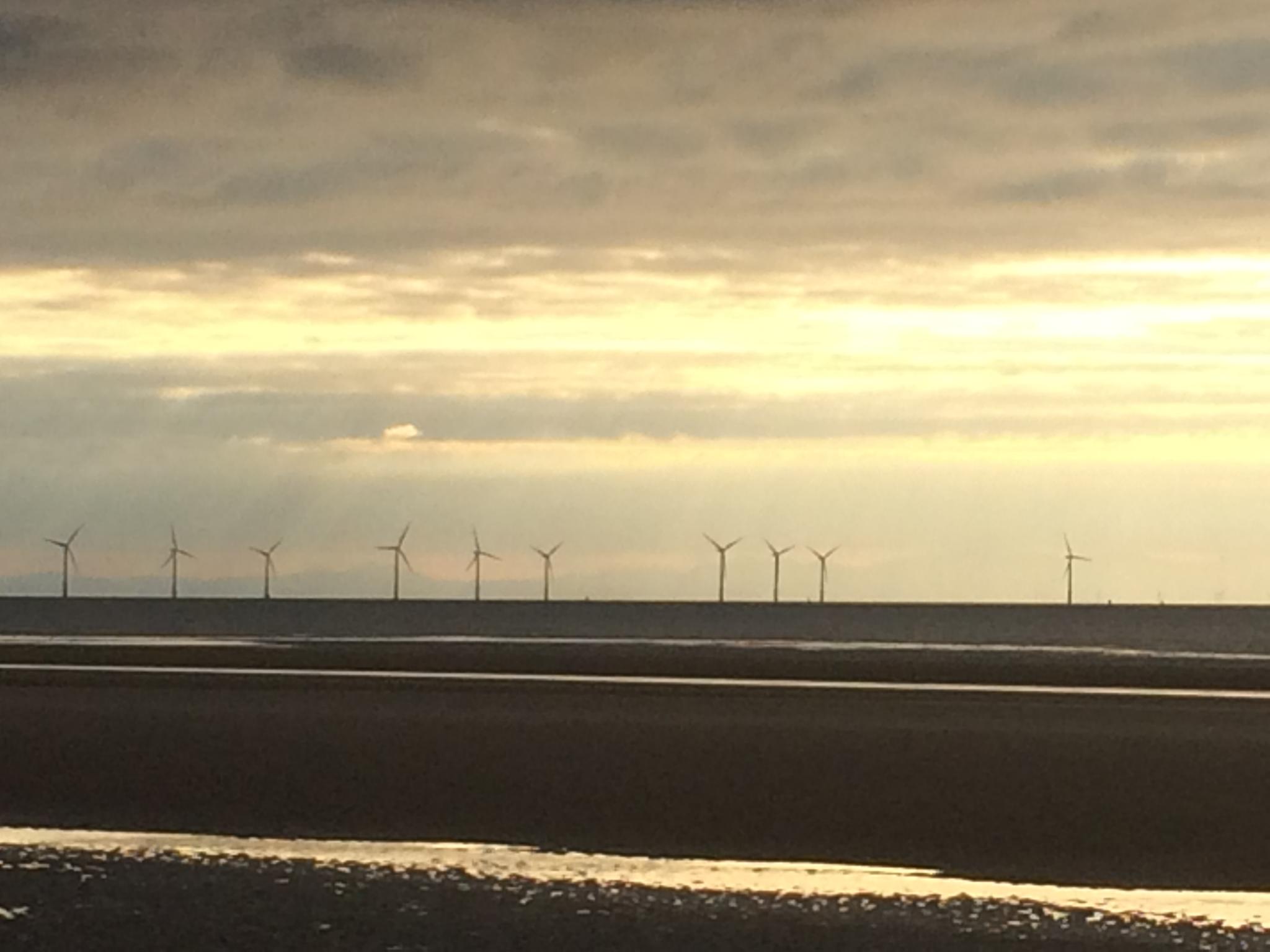 Formby-wind-turbines