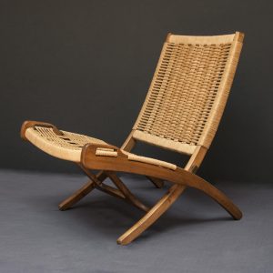 Weaving Tutorial<br/>Any Style - Simple to Advanced<br/><span style="color: #890004;">OFFERED BY APPOINTMENT<br/>Hourly Rate</span>